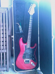 Fender_Strat-FR02[1]